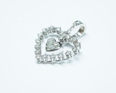 Schmuck aus zweiter Hand - 18k Weissgold Herz Anhänger mit Diamanten