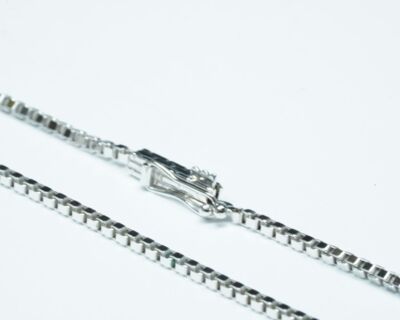 Pre Loved Jewelry - 14k Weissgold Venezianerkette mit Diamantanhänger