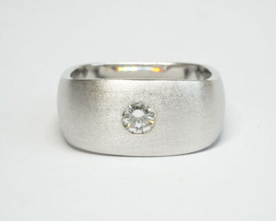 Secondhand - 18k Weissgold solitär Ring mit einem Diamanten