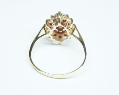 Schmuck aus zweiter Hand - Fingerring 14k Gelbgold mit Rubinen und Diamanten