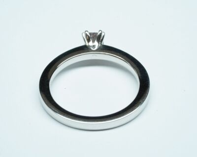 Secondhand Alliance Fingerring - 950 Platin mit pinkem Diamanten