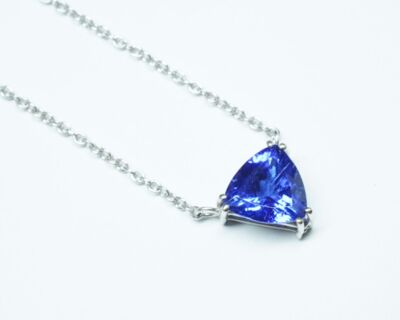 Schmuck aus zweiter Hand - Platin Halskette 950 mit Tansanitanhänger