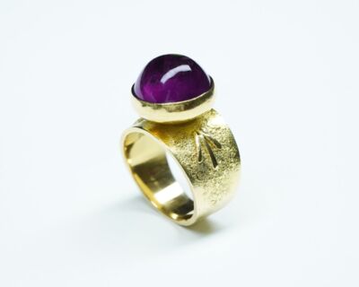 Schmuck aus zweiter Hand - 18k Gelbgold Fingerring mit Amethyst
