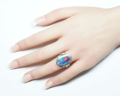 Schmuck aus zweiter Hand - 18k Weissgold Fingerring mit Opal & Diamanten