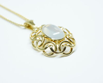 Second Hand Schmuck - Gelbgold Halskette und Anhänger 18k mit Mondstein
