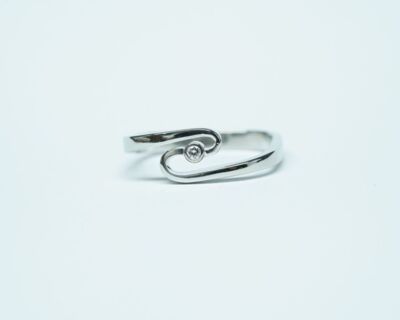 Pre-Loved Ring - 18k Weissgold Fingerring mit Diamant