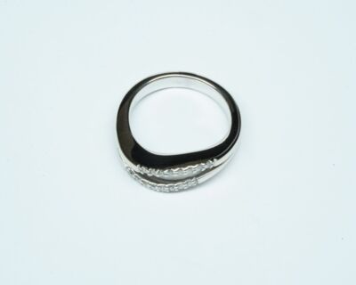 Schmuck aus zweiter Hand - 18k Weissgold Fingerring mit Diamanten