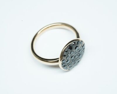 Pomellato "Sabbia" Fingerring Rosegold mit schwarzen Diamanten