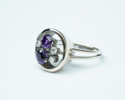 Second Hand Schmuck - Fingerring Weissgold mit Amethyst und Diamanten