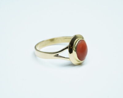 Second Hand Schmuck - 18k Gelbgold Fingerring mit Koralle