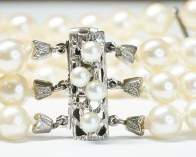 Secondhand Schmuck - Perlen Armband mit Weissgoldverschluss