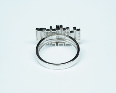 Schmuck aus zweiter Hand - 18k Weissgold Fingerring mit Diamanten