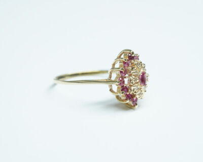 Schmuck aus zweiter Hand - Fingerring 14k Gelbgold mit Rubinen und Diamanten