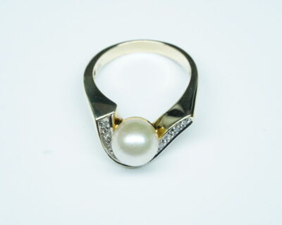 Schmuck aus zweiter Hand - Fingerring 14k Gelbgold mit Perle und Diamanten