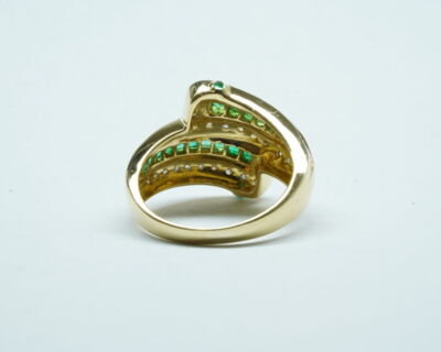 Second Hand Schmuck - 18k Gelbgold Fingerring mit Smaragden und Diamanten