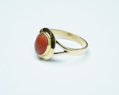Second Hand Schmuck - 18k Gelbgold Fingerring mit Koralle