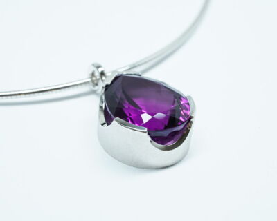 Secondhand Schmuck - Wunderschöners 18k Weissgold Collier mit Amethyst