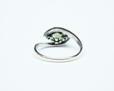 Schmuck aus zweiter Hand - 8k Weissgold Fingerring mit Turmalin und Diamanten